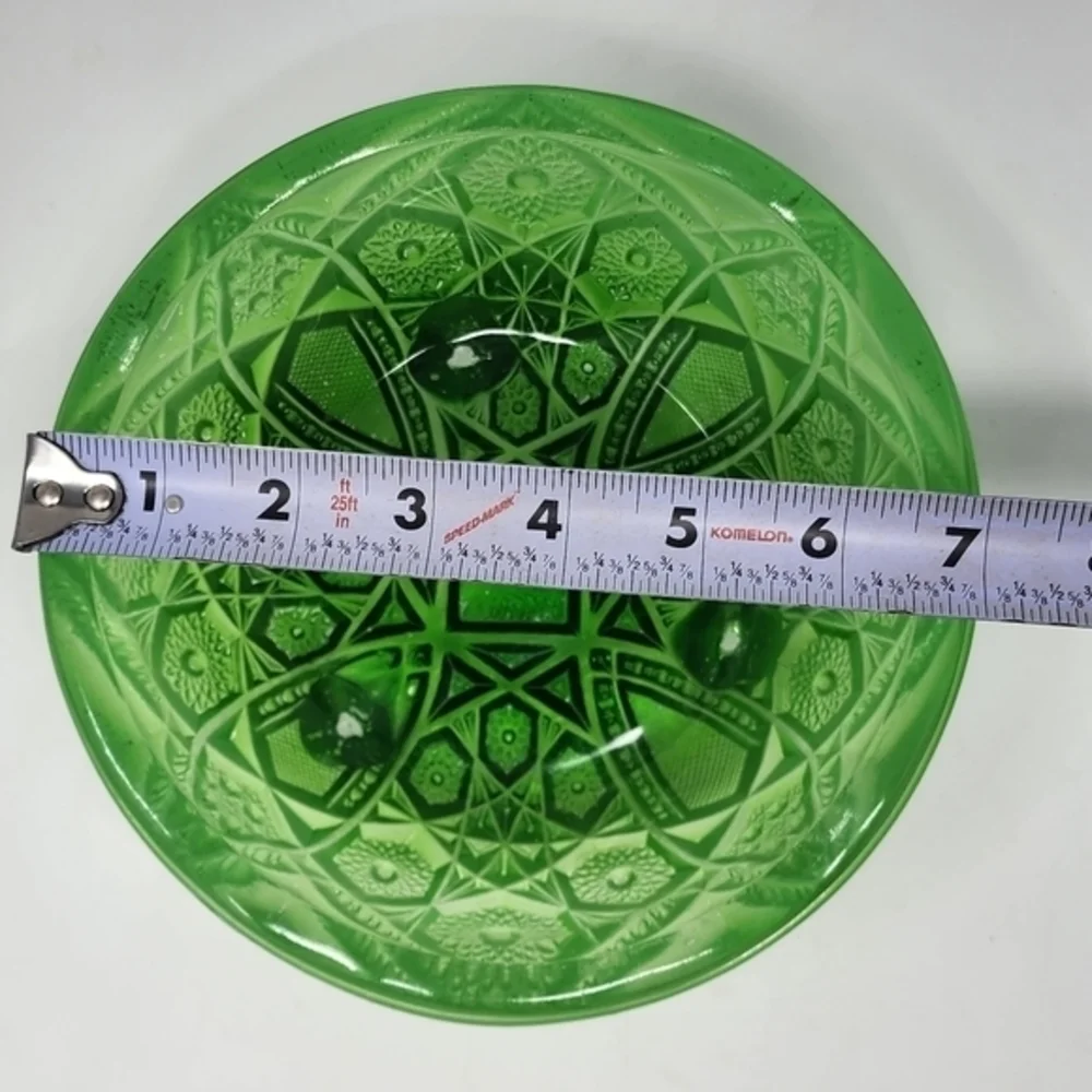 Vintage Jeannette Glass 3‎ Footed Bowl Green Ombre Flash With Hobster Pattern